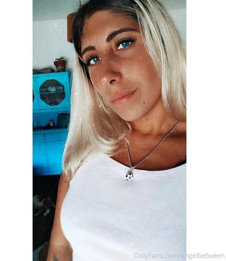 angelbetween perfect actress gallery