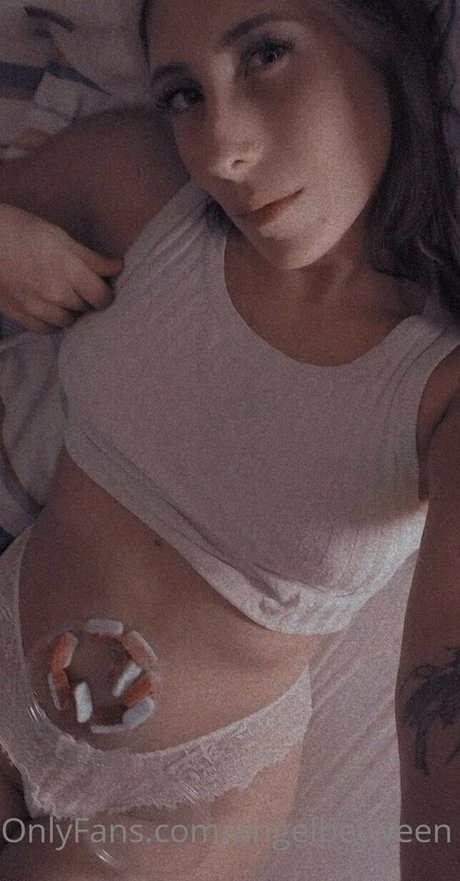 angelbetween sex actress gallery