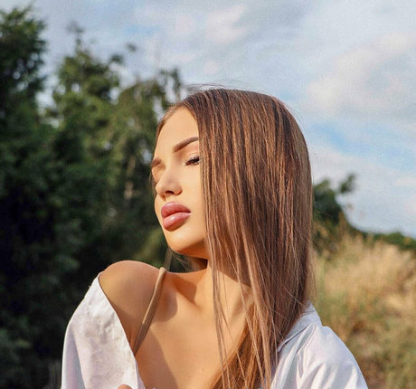 curvy free onlyfans free photos