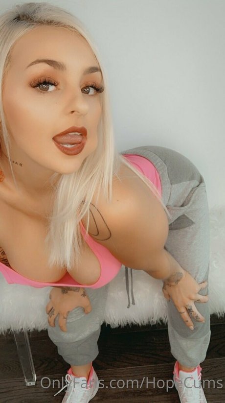 hopecums erotic model gallery