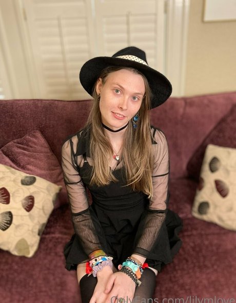 lilymlove adult star pics