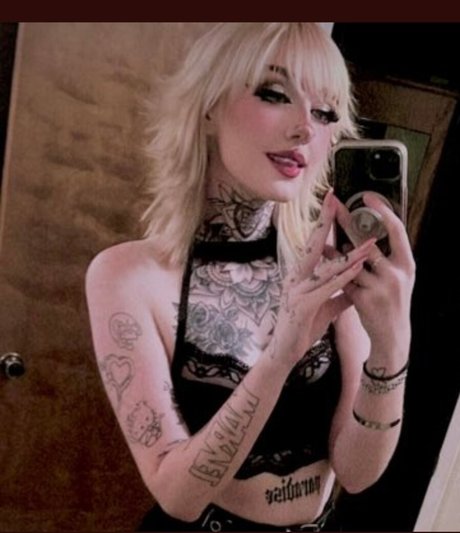 Haylayly model porn gallery