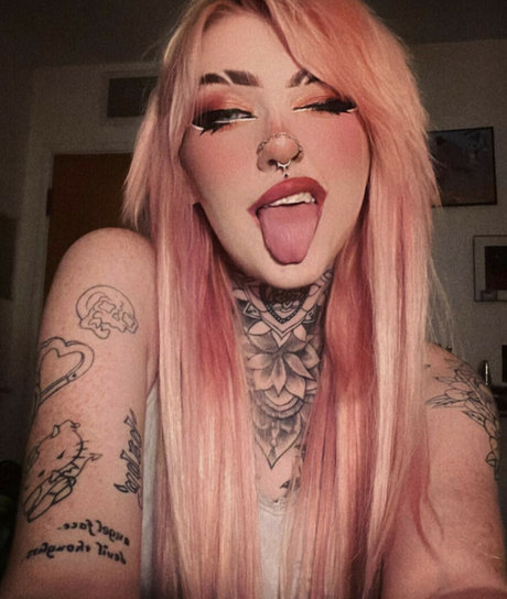 Haylayly hot model pictures