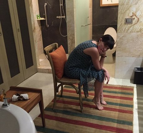 Allison Raskin pornstar sex gallery