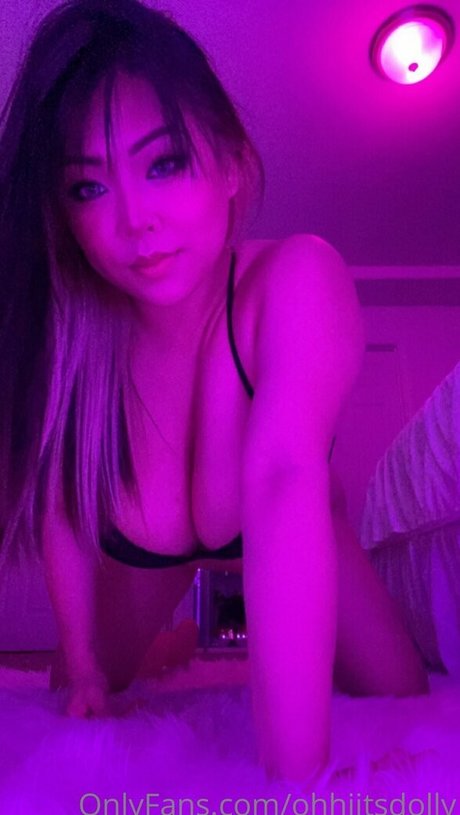 ohhiitsdolly beautiful model img