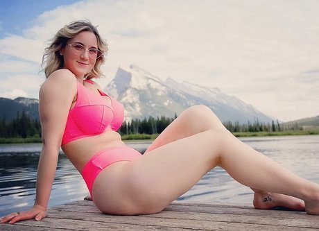 Saterra pornstar sexy photos