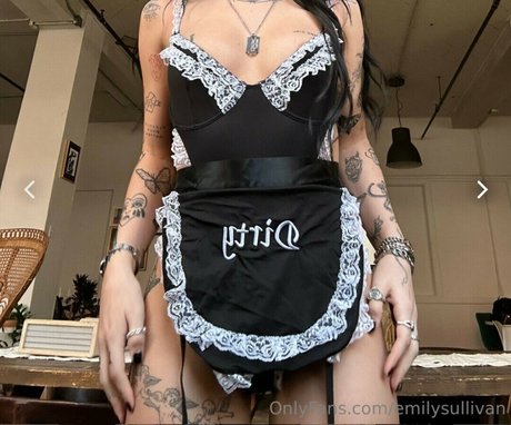 Emilysullivan naked actress archive