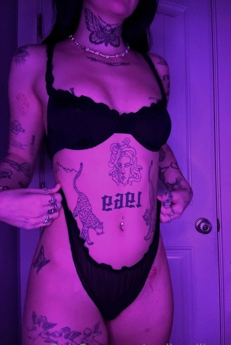 Emilysullivan xxx model photos