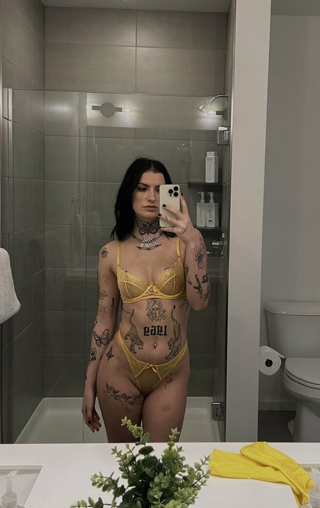 Emilysullivan star porn pictures