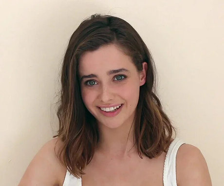 Holly Earl adult actress archive