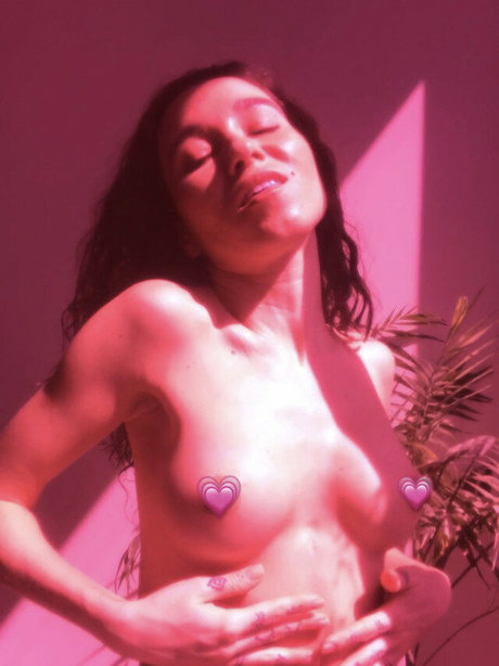 Culitocasual model art image