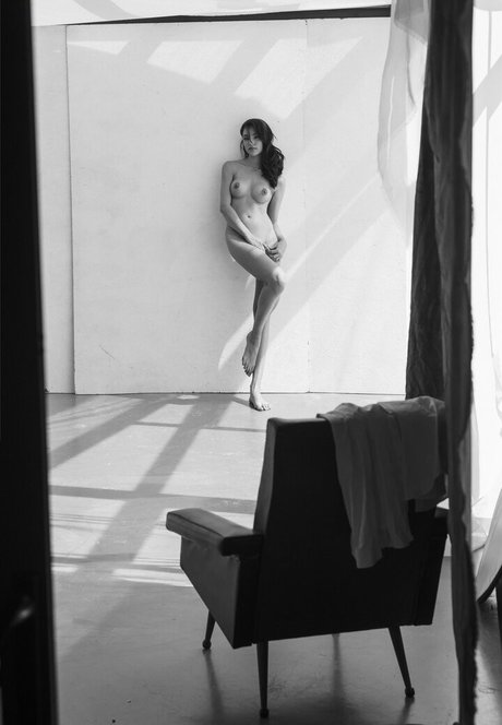 Mathilde Lasry pretty actress galleries