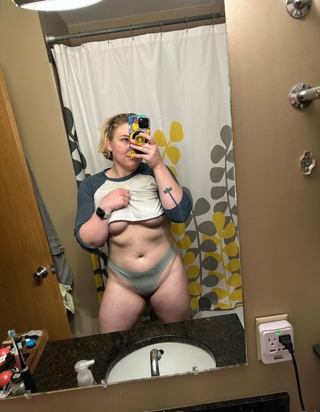 sunny84 pornstar free archive