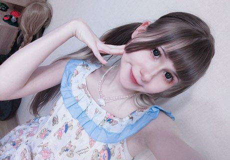 asainoshi pornstar naked img