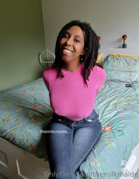 themilkmaide star exclusive pics