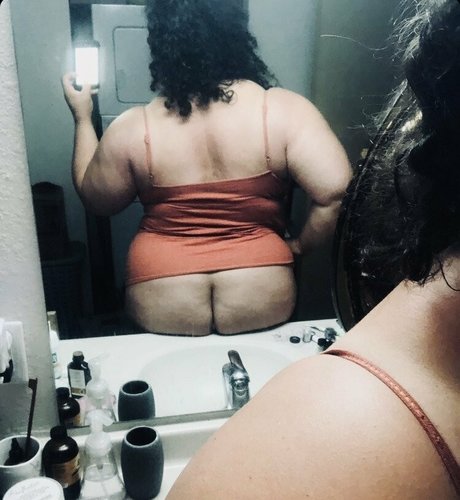 sparkledbrownsugar model hot image