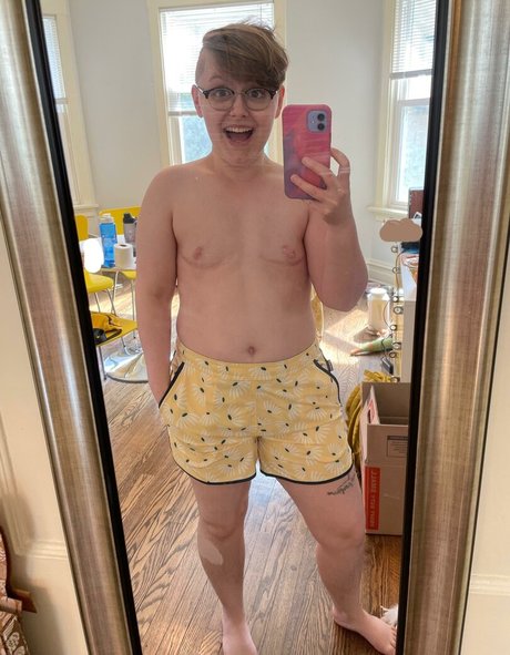 Milo Stewart naked actress galleries