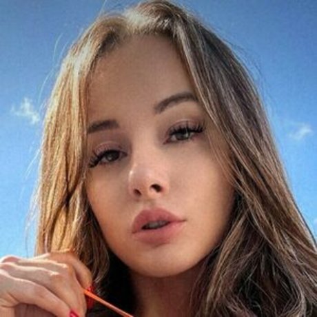 Morgan Lane erotic actress pic