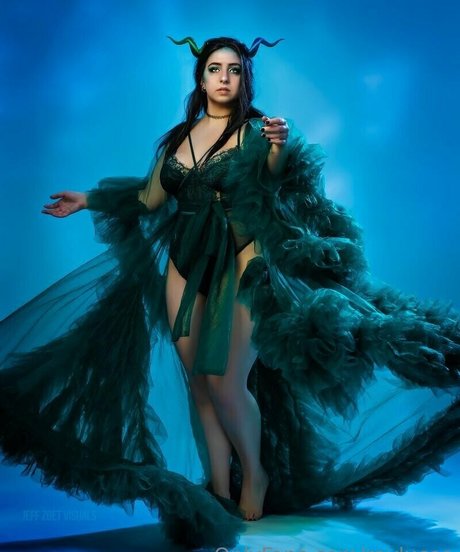 raylucos star erotic img