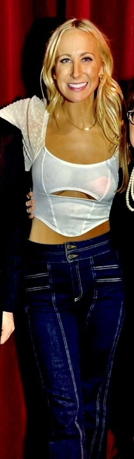 Nikki Glaser free model galleries