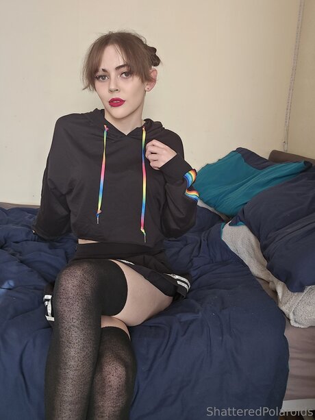 shatteredpolaroids erotic star img