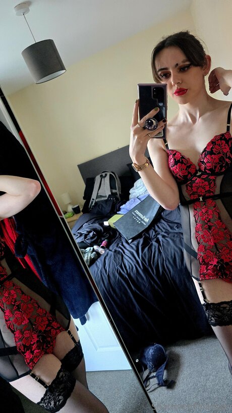 shatteredpolaroids model beautiful archive