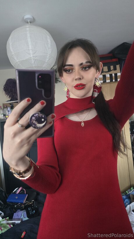 shatteredpolaroids star high quality pictures