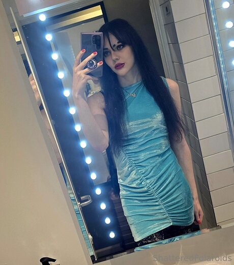 shatteredpolaroids porn model picture