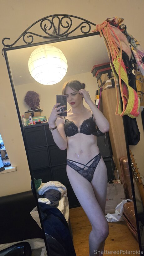 shatteredpolaroids adult model pictures