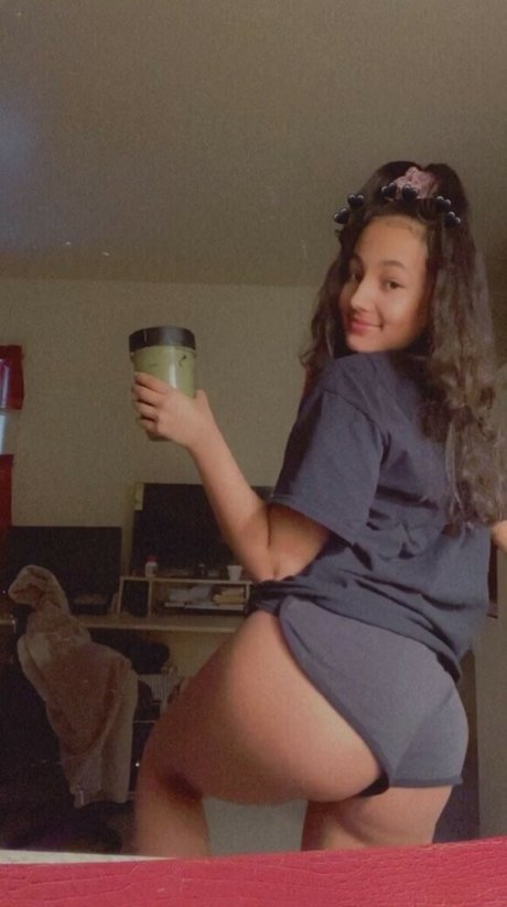 Mia Overdose pornstar sexy pictures