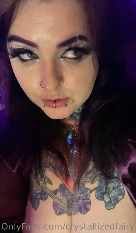 crystallizedfairy model nude img