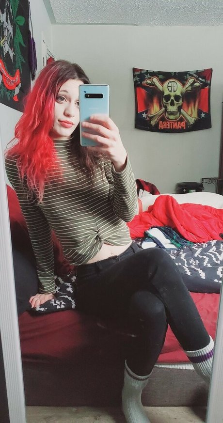 Newfoundland pretty actress pic