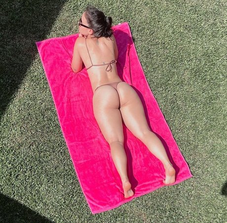 Cococlaraa high quality actress picture