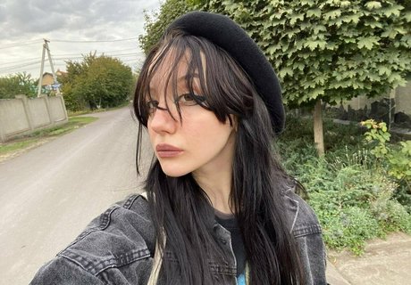 lottymurr pretty model galleries