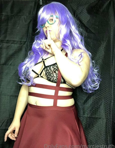 marciestruth model beautiful pics