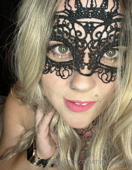 marciestruth hot actress gallery