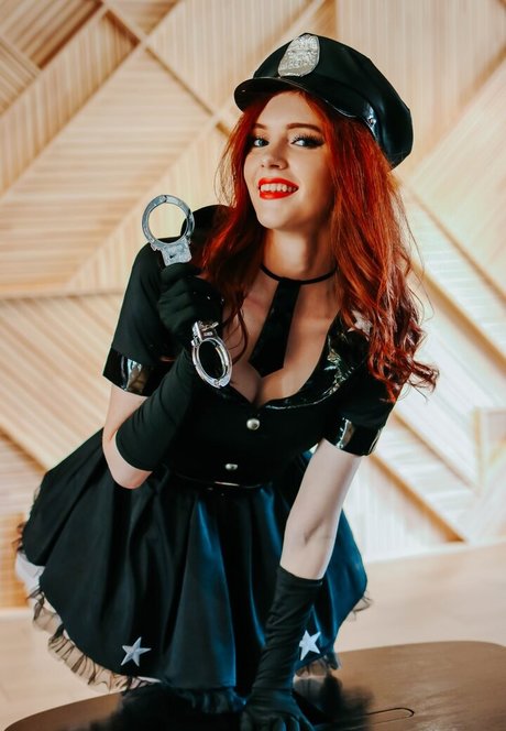 foxperry nudes actress pictures