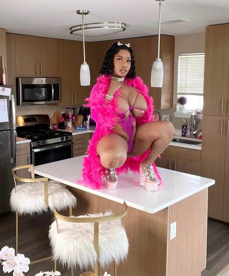 Chawanda Love best star picture