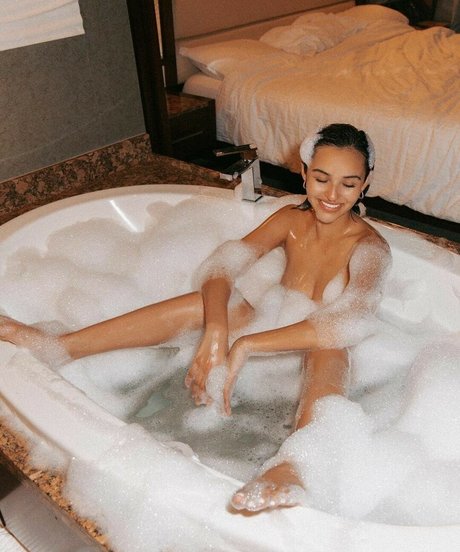 Alejandra Cobos beautiful model pictures