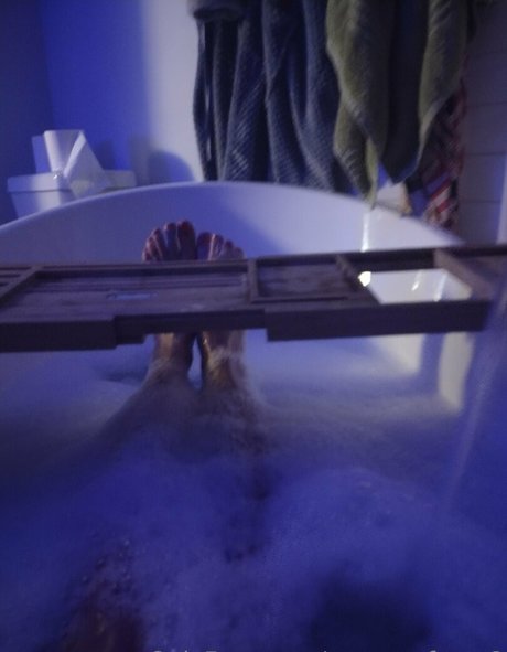 mommyfeetx2 star perfect image