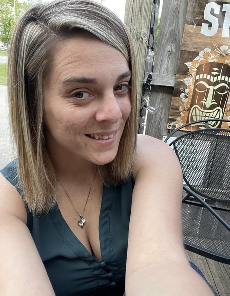 picklesfree model nice photo