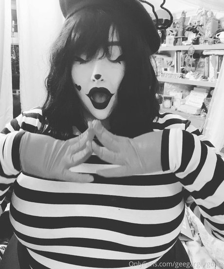 geegargargoyle pornstar naked image