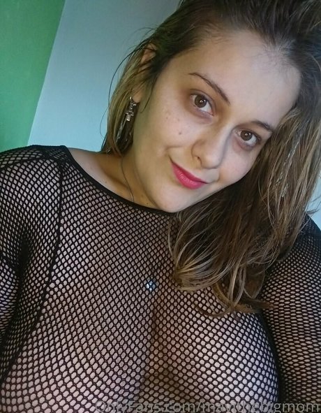 mavithebigmom model sex photos