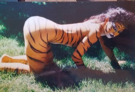 Athena Demos star hot photos