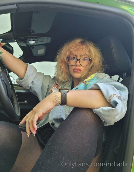 indiadino model high quality pic