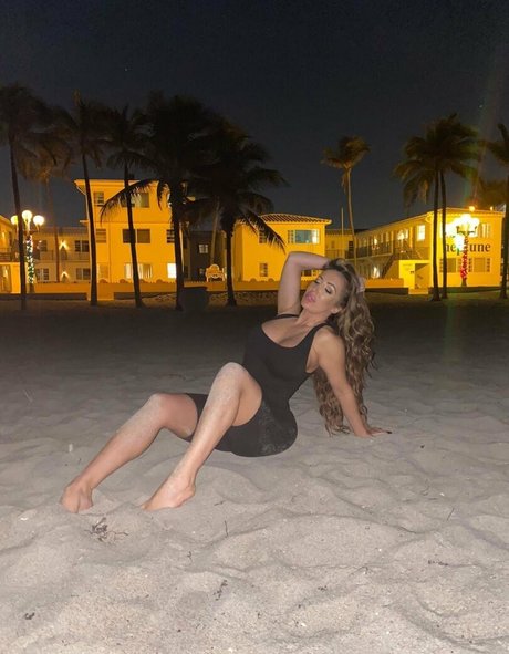 richelleryan star erotic pics