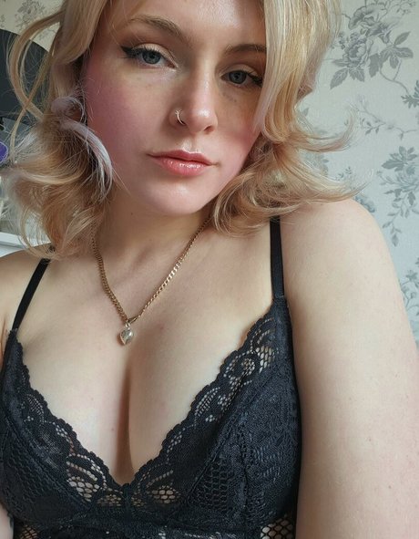 hornyismyunicorn pornstar free img