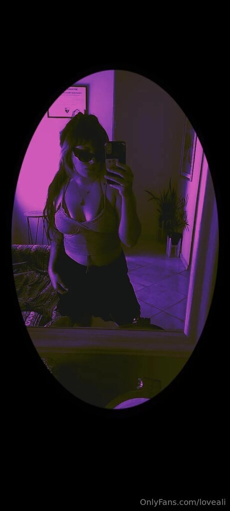 Loveali star pretty picture