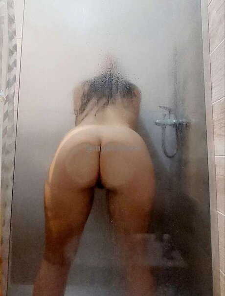 Yourwhiteass exclusive model galleries