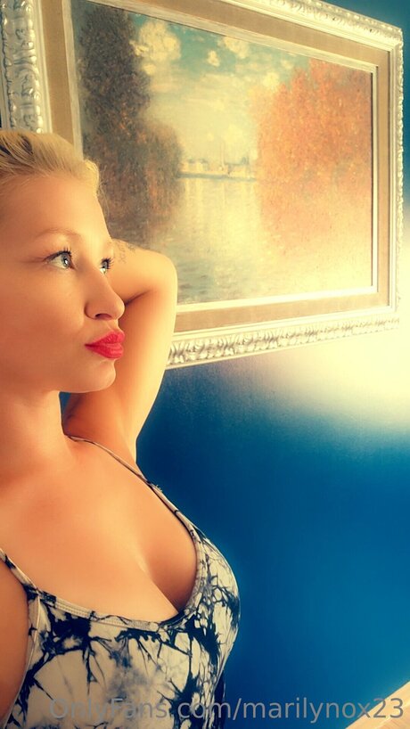 Marilynox23 pornstar adult img